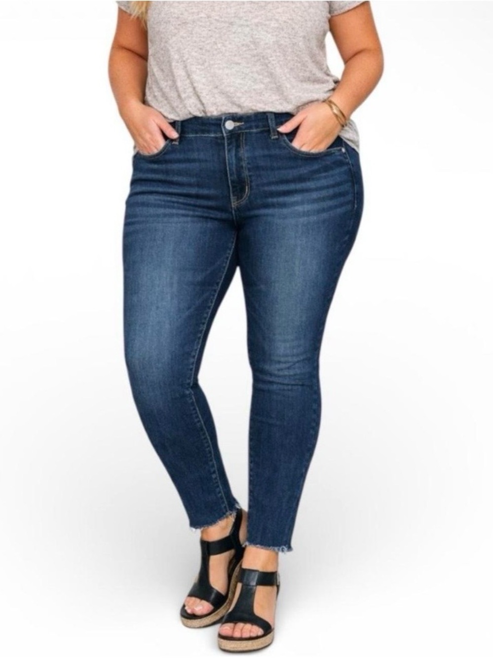 Judy Blue Jeans Women’s 14W Blue Straight Leg Raw Hem LIKE NEW!